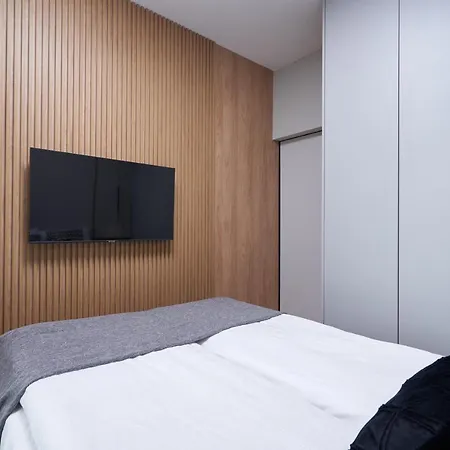 Apartment Olimpijska By Rent4you